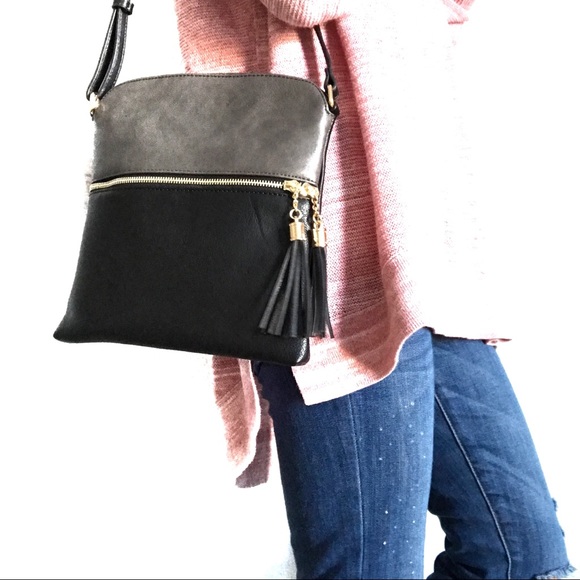 NWT Vegan Leather Color Blocked Crossbody Purse - Picture 3 of 7